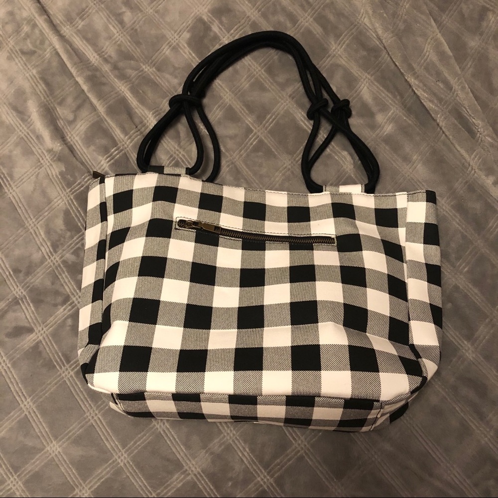 🔥 BRAND NEW 🔥 Buffalo Print Tote!